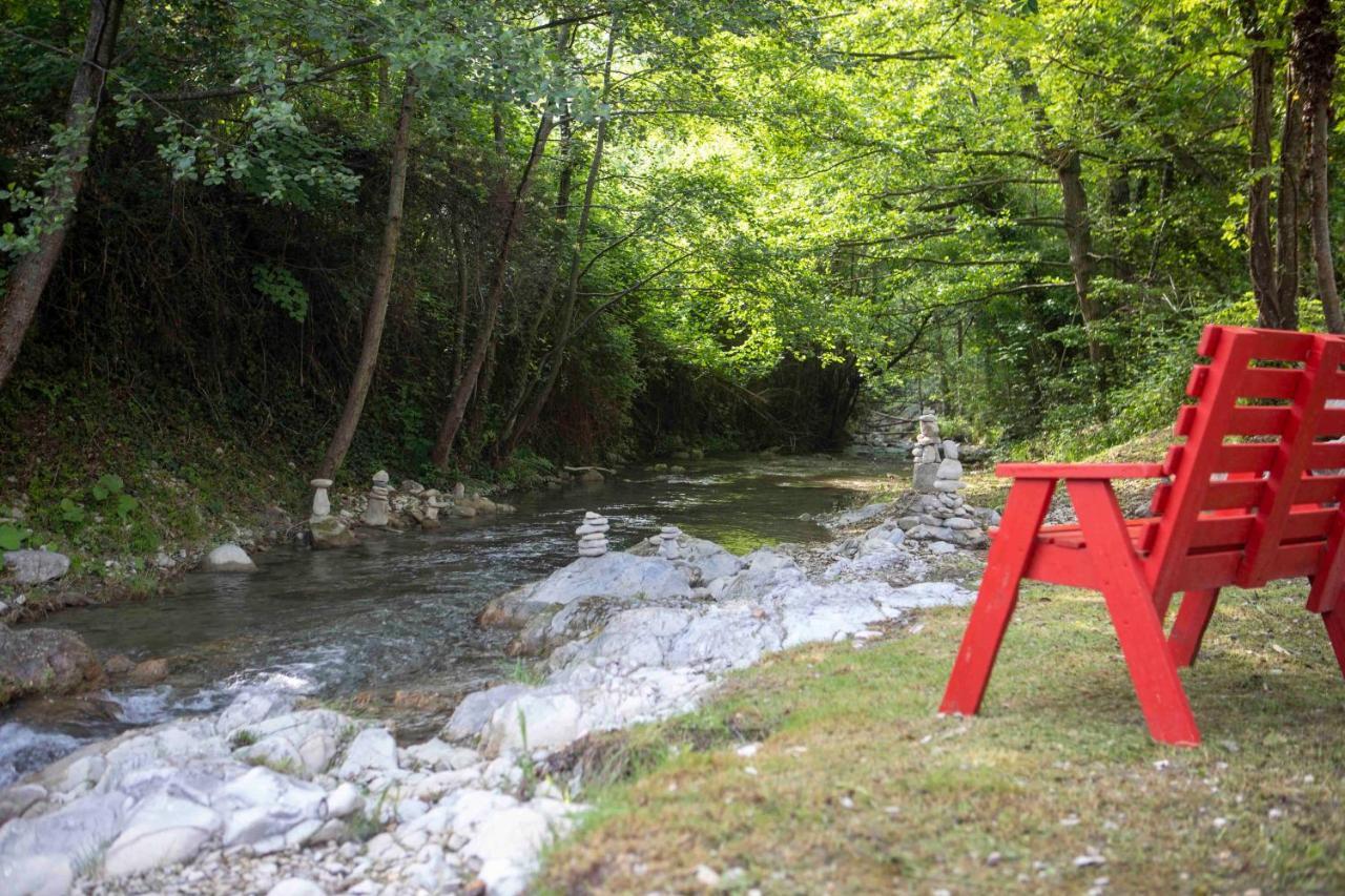 Auberge De Trente Pas Saint-Ferréol-Trente Εξωτερικό φωτογραφία
